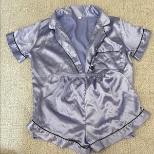 Women's Satin Pajama Set in Light Purple